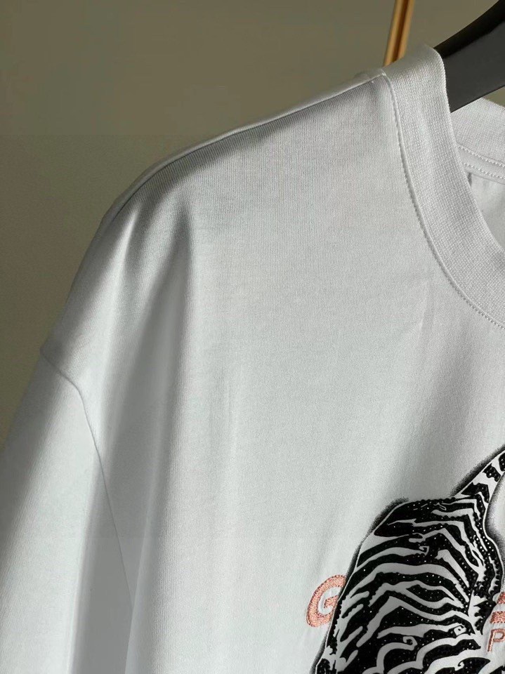 ジバンシィ ティーシャツコピー トップス 純綿 半袖 タイガープリント 柔らかい ファッション Tシャツ 2色可選_4