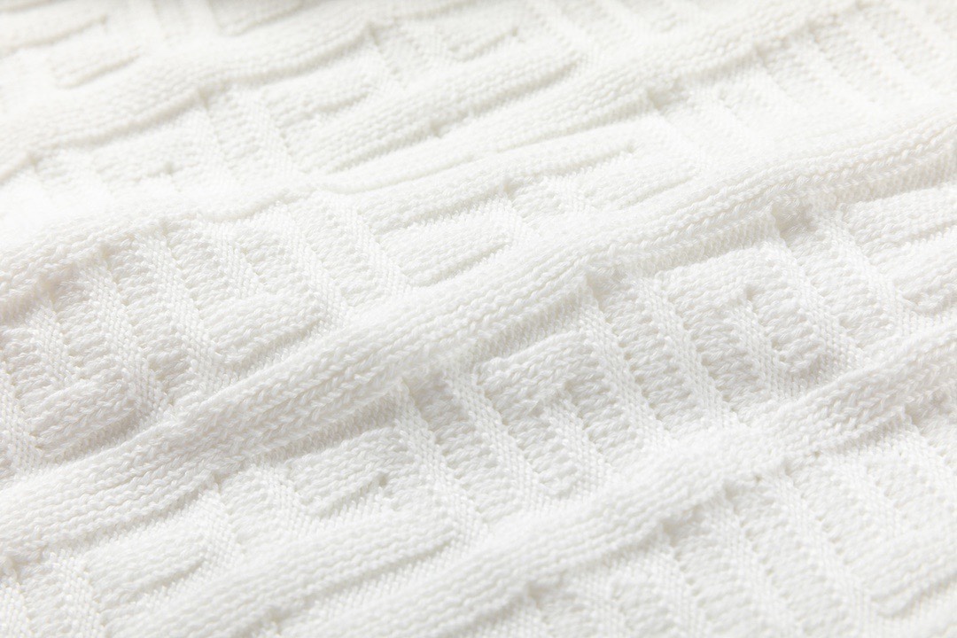 ジバンシィ 年代ｎ級品 セーター トップス シンプル 暖かい ニット 柔らかい 丸首 通学 誰にも合わせる ホワイト_6