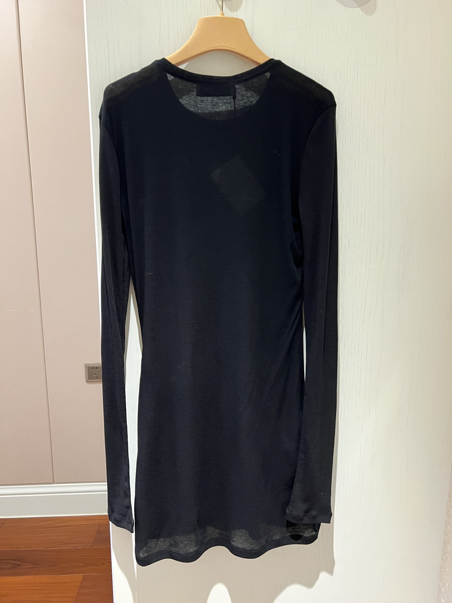 ミュウミュウ服Ｎ級品 ワンピース ルームウェア下着 スリップドレス 柔らかい 長袖 薄い シンプル ブラック_5