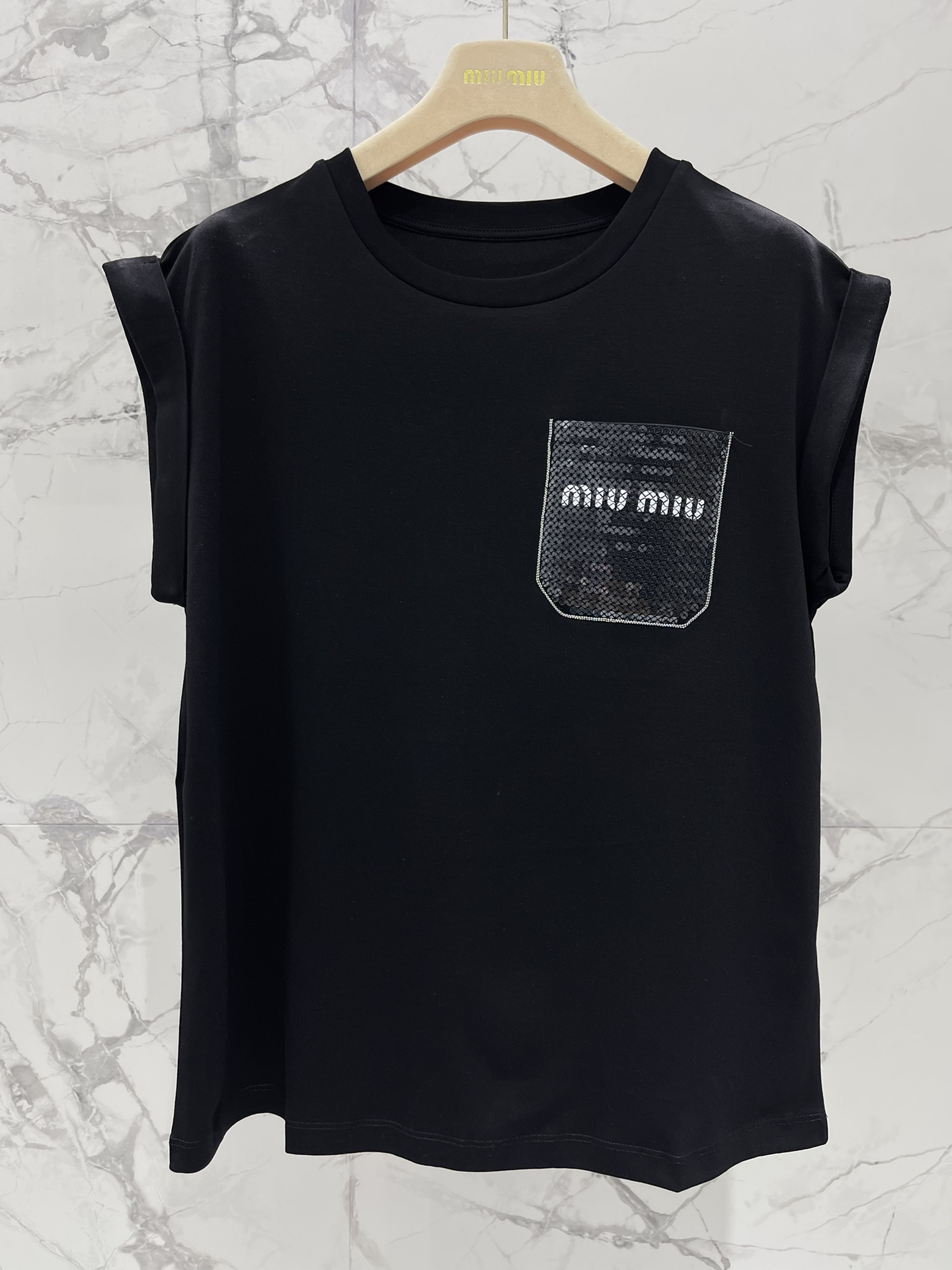 ミュウミュウ風Ｎ級品 柔らかい 無袖 Tシャツ トップス ファッション カジュアル 人気 シンプル ブラック_2