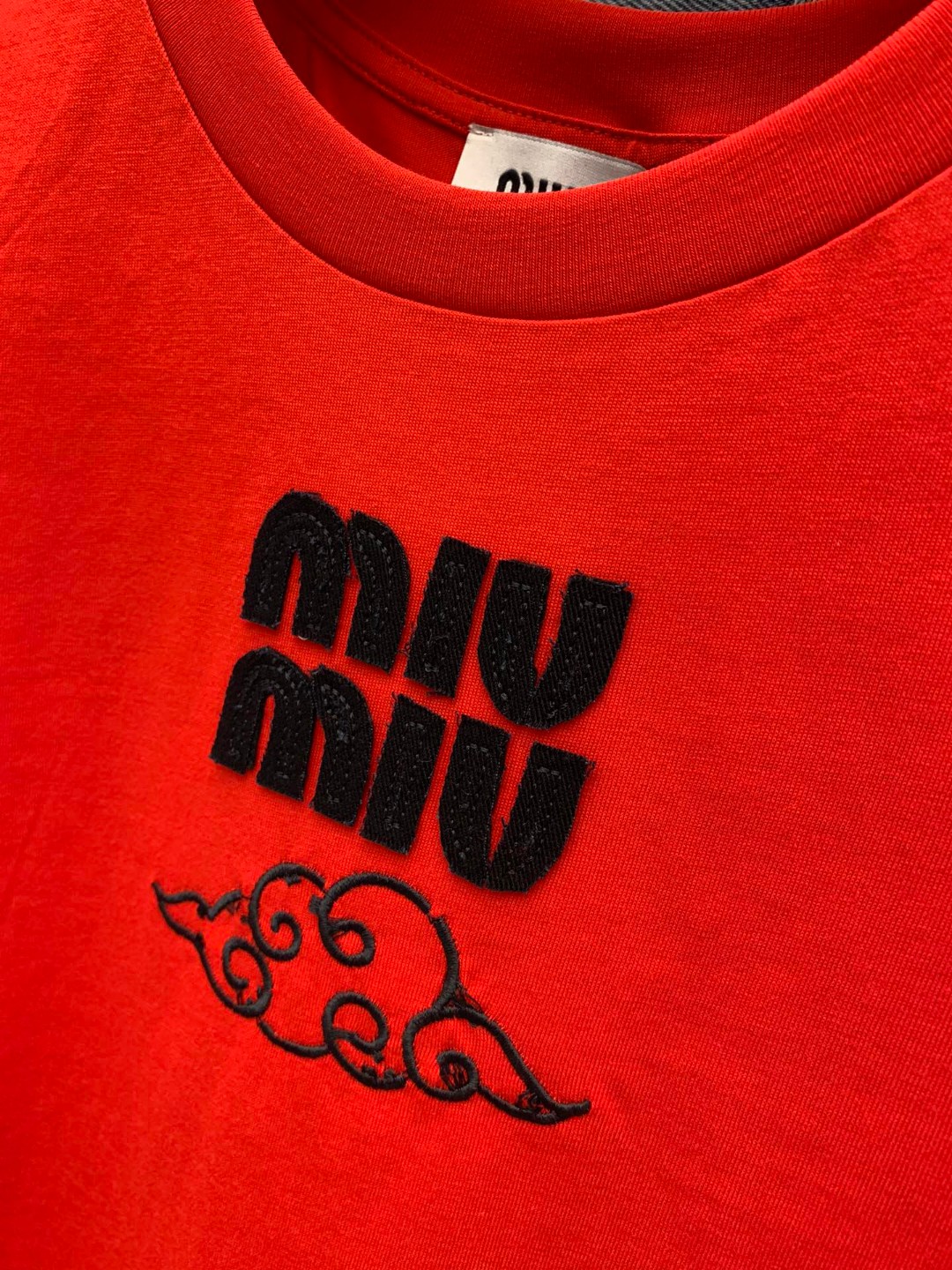 ミュウミュウ ロンtＮ級品 短袖 Tシャツ トップス ロゴプリント ショット 柔らかい 人気新作 レディース レッド_4