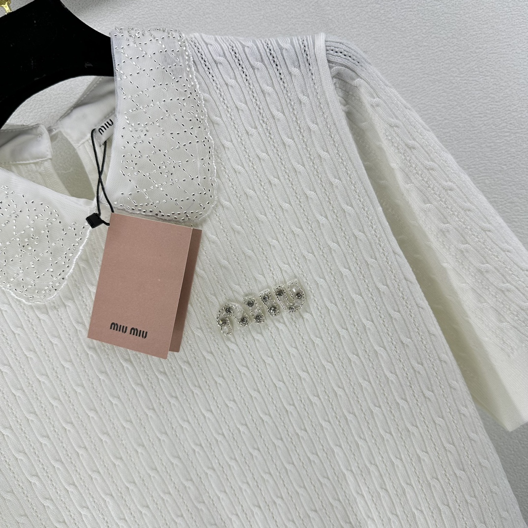 ミュウミュウ ローブルースーパーコピー 短袖 Tシャツ トップス 軽量 薄い シンプル 純綿 HOT品質保証 ホワイト_2