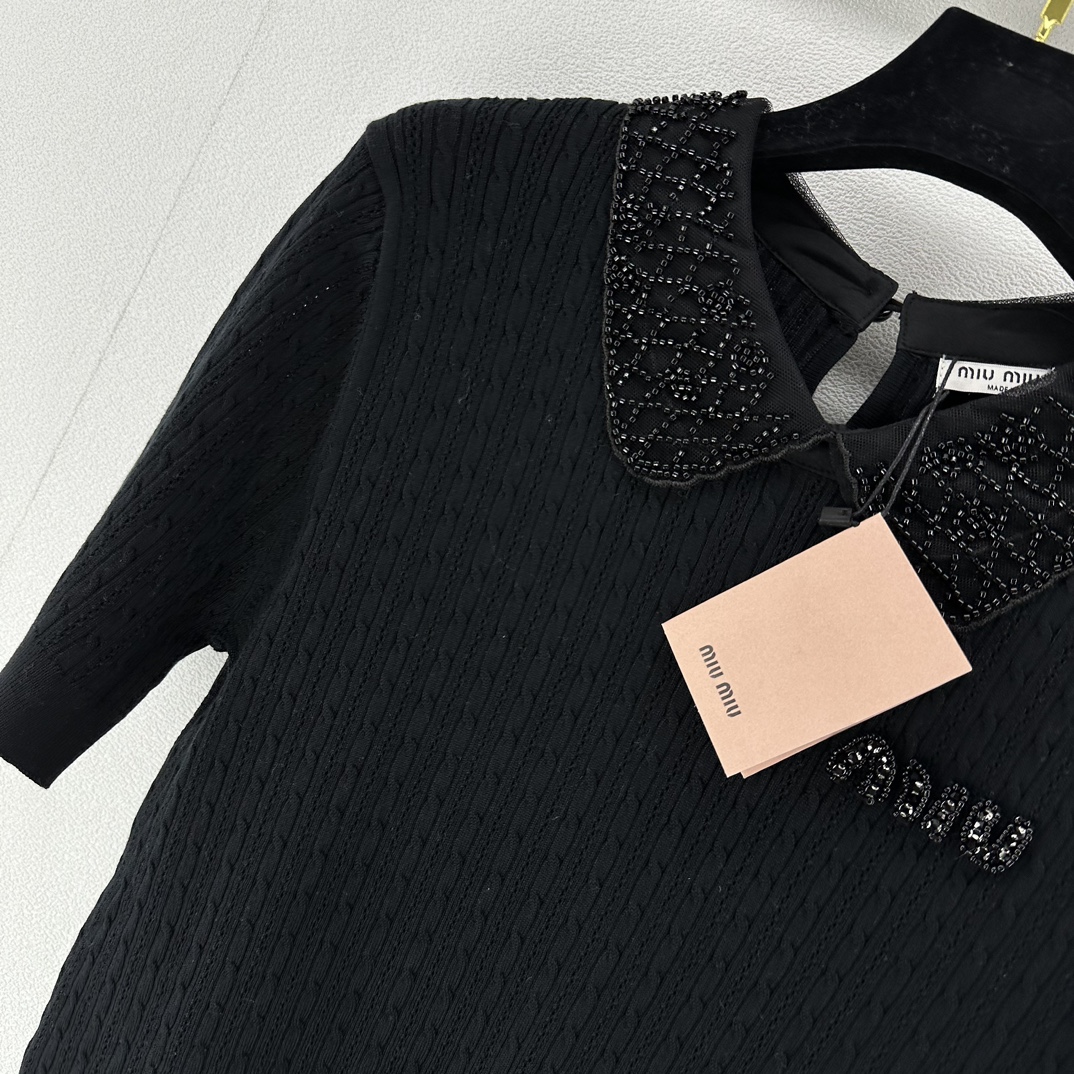 ミュウミュウに似たブランド激安通販 短袖 Tシャツ トップス 軽量 薄い シンプル 純綿 HOT品質保証 ブラック_3
