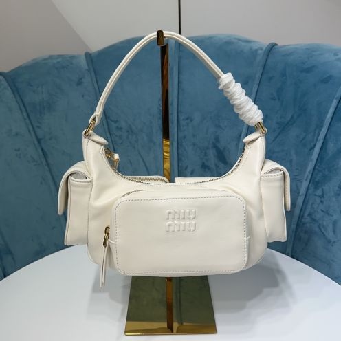 ミュウ ミュウ の バッグ激安通販 ファッション 斜め掛けバッグ 持ちバッグ レザー 最新品 シンプル ホワイト