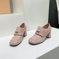 ミュウ ミュウ 靴 スニーカーｎ級品 カジュアルシューズ 8.5ヒール レディース パンプス ローヒール ピンク
