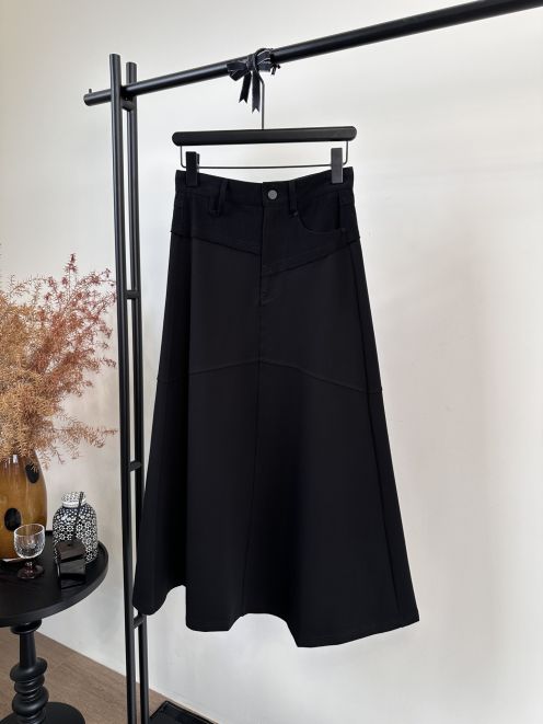 セリーヌ ロング スカートＮ級品 柔らかい ファッション シンプル A形 人気新品 ブラック