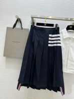 トムブラウン スカート メンズ偽物 可愛い 夏服 シンプル 品質保証 学院風 人気品 ファッション ブラック