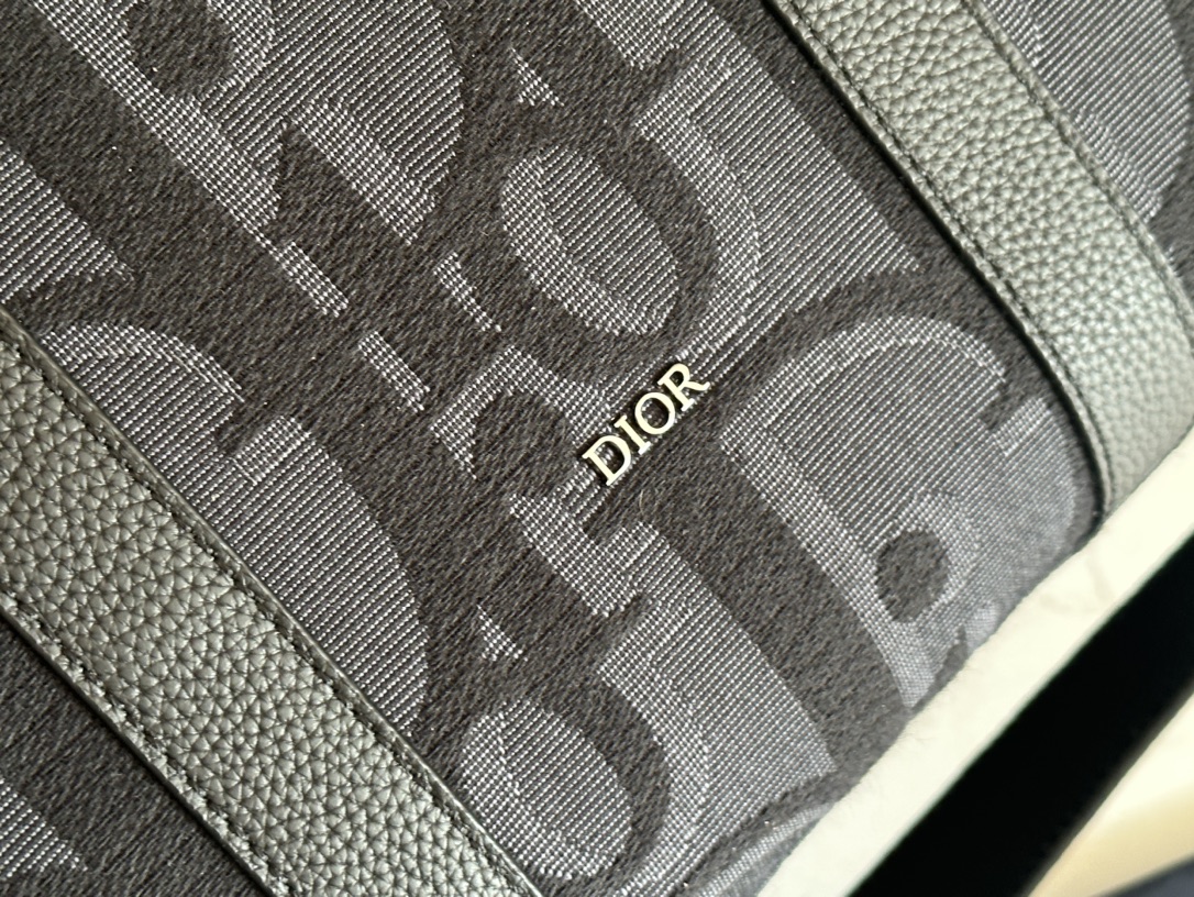 dior パーカー サイズ感激安通販 持ちバッグ 優雅 プリント 調整可 牛革 レザー 人気品 ビジネス 花柄 メンズ ブラック_7