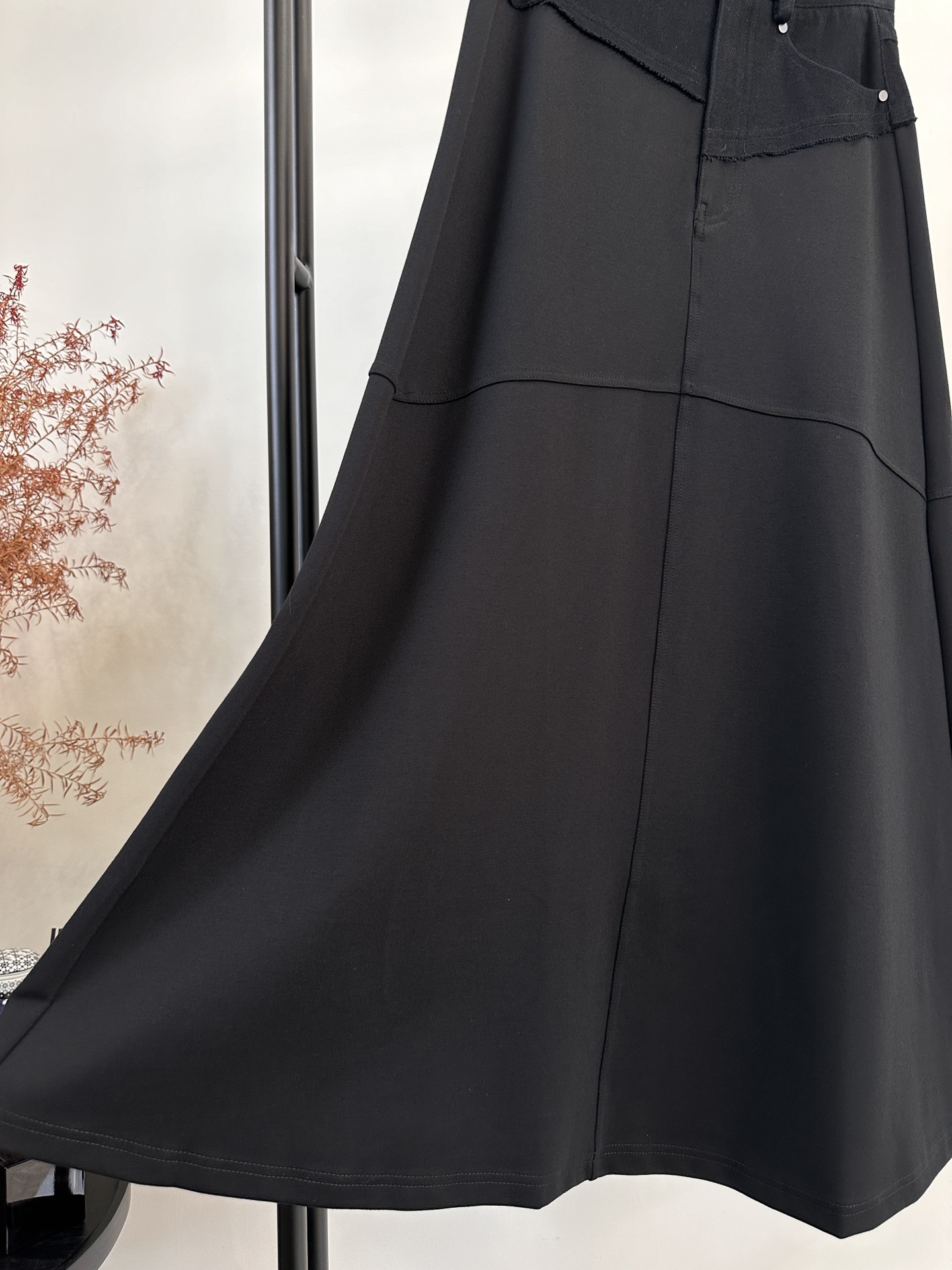 セリーヌ ロング スカートＮ級品 柔らかい ファッション シンプル A形 人気新品 ブラック_5