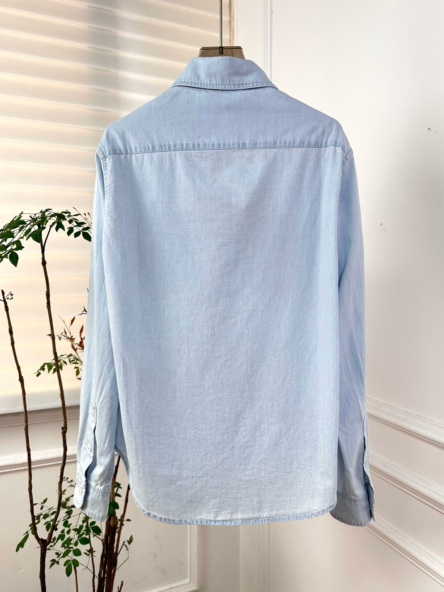 miumiu ブルー シャツ激安通販 ビジネス 純綿 春新品 デニム素材 シンプル 柔らかい ファッション ブルー_5