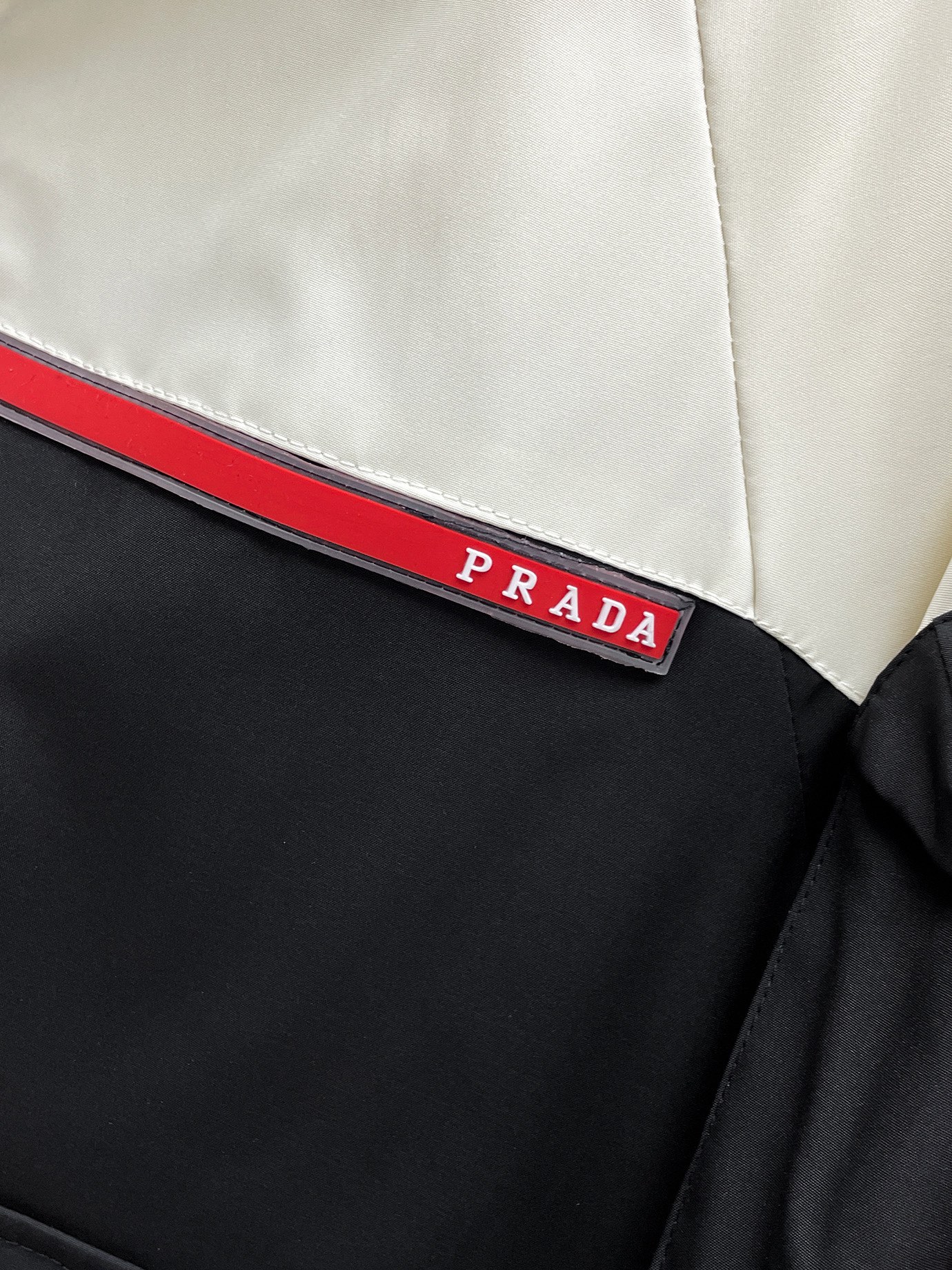 2024新登場の プラダ ロング ダウンＮ級品 ジャケット 柔らかい トップス 運動 快適 品質保証 メンズ ホワイト_5