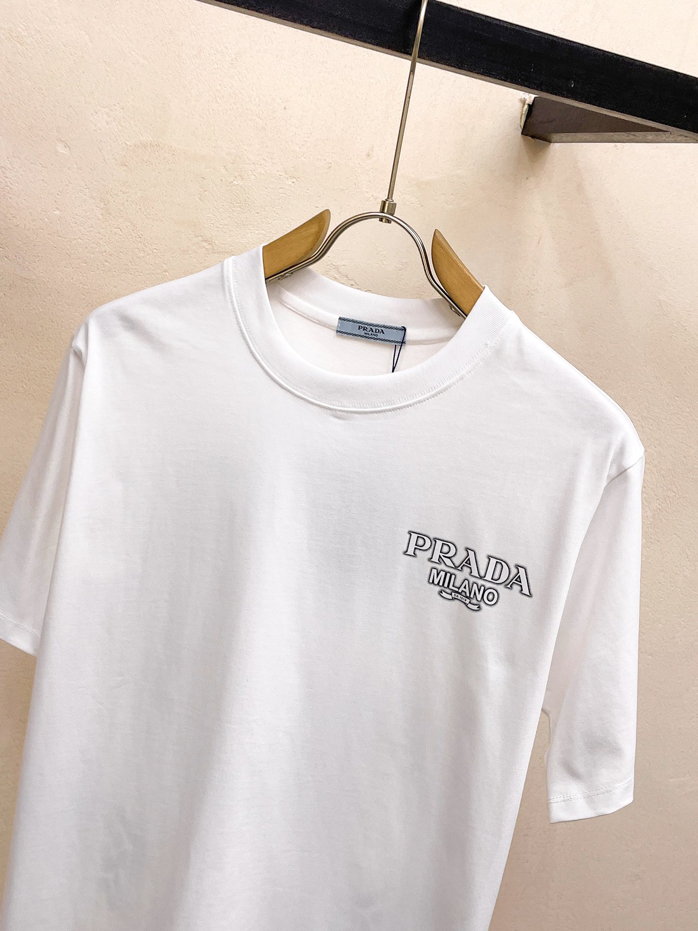 【激安】高級品通販 prada t シャツ メンズ激安通販 短袖 ゆったり 純綿 トップス プリント 夏服 ホワイト_3